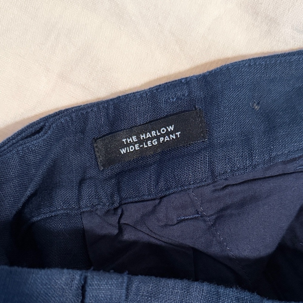 Madewell The Harlow Wide-Leg Pant in navy blue